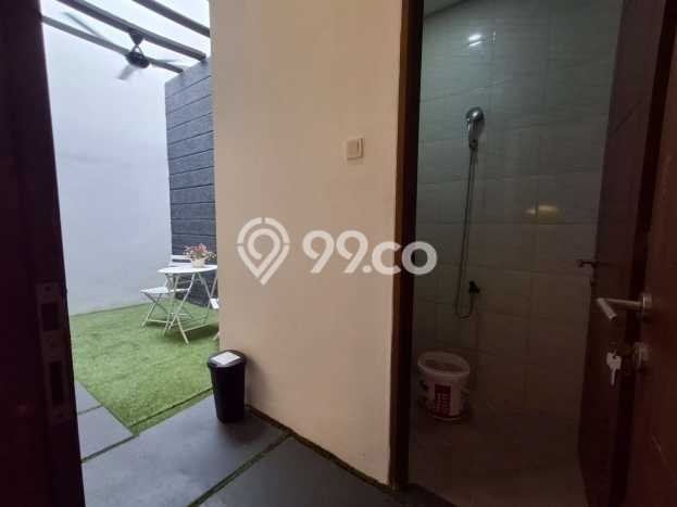 Rumah Mewah LB 160m2 Siap Huni Desain Elegan di Ciganjur, Jakarta Selatan Rumah Mewah LB 160m2 Siap Huni Desain Elegan di Ciganjur, Jakarta Selatan