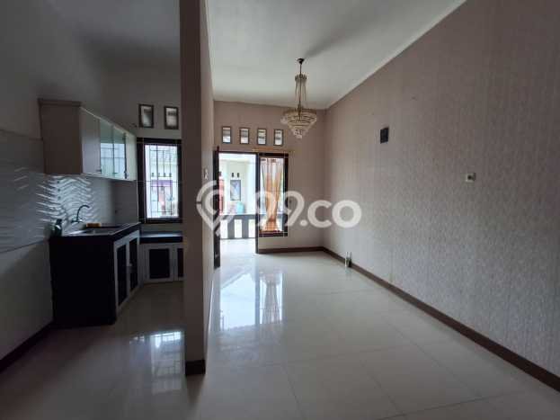 Jual Rumah Minimalis Bagus Punya 2 KT di Cimanggis Depok SHM Jual Rumah Minimalis Bagus Punya 2 KT di Cimanggis Depok SHM