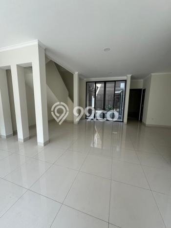 Dijual Rumah Mewah Megah Dengan View Eksklusif di Sektor 9-Bintaro, Tangerang Selatan Dijual Rumah Mewah Megah Dengan View Eksklusif di Sektor 9-Bintaro, Tangerang Selatan