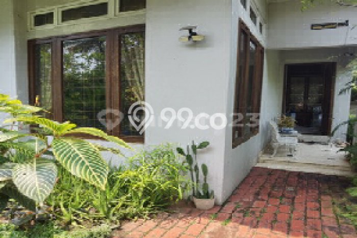 Rumah Elit Modern Tanpa Renovasi di Bintaro Tangerang Selatan Rumah Elit Modern Tanpa Renovasi di Bintaro Tangerang Selatan