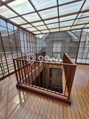Rumah Luas Tanah 162m² di Gading Serpong, Tangerang - Lokasi Strategis Rumah Luas Tanah 162m² di Gading Serpong, Tangerang - Lokasi Strategis