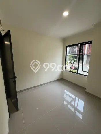 Jual Rumah Mewah Megah Dengan View Cantik di Gading Serpong, Tangerang Jual Rumah Mewah Megah Dengan View Cantik di Gading Serpong, Tangerang