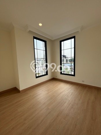Hunian Mewah LB 240m2 Siap Huni Desain Elegan di Villa Meruya, Jakarta Barat Hunian Mewah LB 240m2 Siap Huni Desain Elegan di Villa Meruya, Jakarta Barat