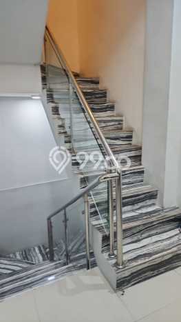 Rumah Elit LB 198m2 Siap Pakai Desain Elegan di Sunter, Jakarta Utara Rumah Elit LB 198m2 Siap Pakai Desain Elegan di Sunter, Jakarta Utara
