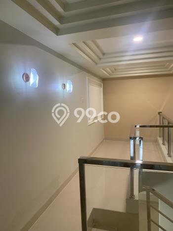 Rumah Eksklusif Dijual LT 125m2 di Kelapa Gading, Jakarta Utara Rumah Eksklusif Dijual LT 125m2 di Kelapa Gading, Jakarta Utara