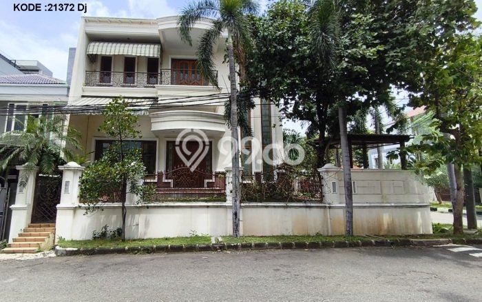 For Sale Rumah Mewah Exclusive di Kelapa Gading, Jakarta Utara For Sale Rumah Mewah Exclusive di Kelapa Gading, Jakarta Utara