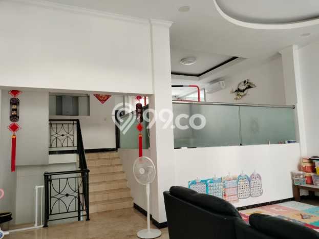 For Sale! Luxury House LT 120m2 Desain Elegan di Ancol For Sale! Luxury House LT 120m2 Desain Elegan di Ancol