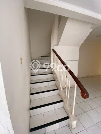 Jual Rumah Strategis Bagus Punya 3 KT di Kelapa Gading Jakarta Utara SHM Jual Rumah Strategis Bagus Punya 3 KT di Kelapa Gading Jakarta Utara SHM