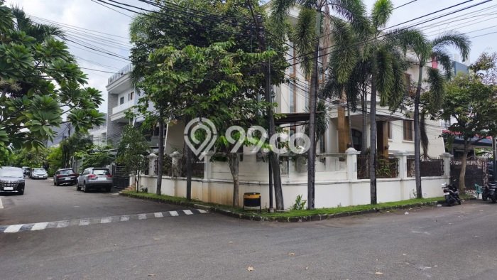 Dijual Hunian Mewah dengan Fasilitas Sekitar Komplit di Kelapa Gading, Jakarta Utara Dijual Hunian Mewah dengan Fasilitas Sekitar Komplit di Kelapa Gading, Jakarta Utara