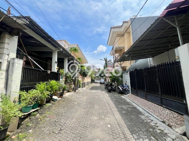 Rumah Mewah LB 98m2 Siap Pakai Desain Elegan di Sunter, Jakarta Utara Rumah Mewah LB 98m2 Siap Pakai Desain Elegan di Sunter, Jakarta Utara