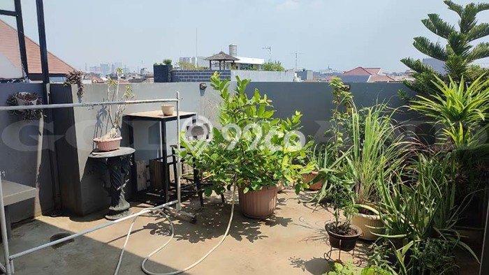 Hunian Elit LB 260m2 Siap Huni Desain Elegan di Sunter, Jakarta Utara Hunian Elit LB 260m2 Siap Huni Desain Elegan di Sunter, Jakarta Utara