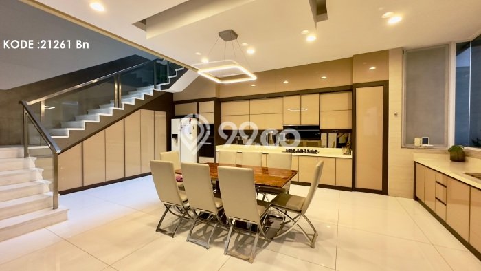 Ready to Use! Premium House LT 180m2 Desain Elegan di Sunter Ready to Use! Premium House LT 180m2 Desain Elegan di Sunter