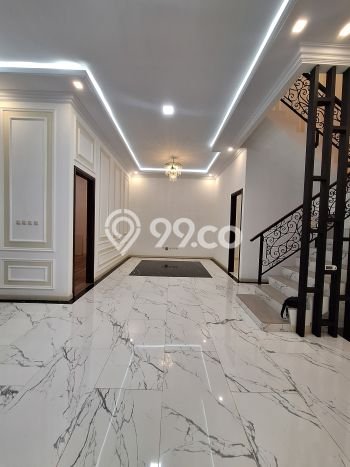 Rumah Elit LB 290m2 Siap Huni Desain Elegan di Pondok Kelapa, Jakarta Timur Rumah Elit LB 290m2 Siap Huni Desain Elegan di Pondok Kelapa, Jakarta Timur