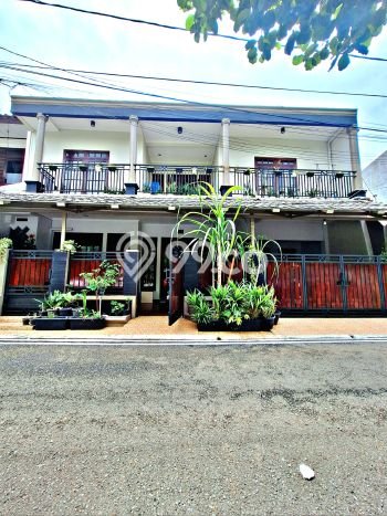 Jual Rumah Mewah Elegan Dengan View Cantik di Pulo Asem, Jakarta Timur Jual Rumah Mewah Elegan Dengan View Cantik di Pulo Asem, Jakarta Timur