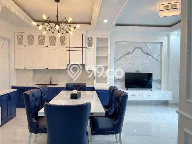 Dijual Rumah Mewah Megah Dengan View Cantik di Tanjung Barat, Jakarta Selatan Dijual Rumah Mewah Megah Dengan View Cantik di Tanjung Barat, Jakarta Selatan