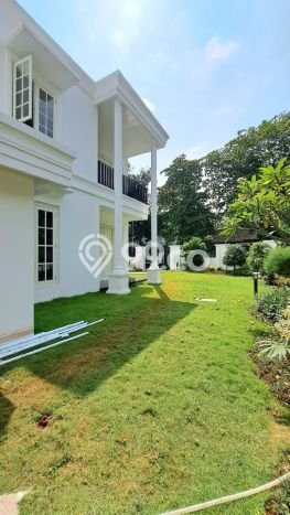 Siap Huni Rumah Mewah 5 Kamar di Menteng Dekat ke Mana Saja Siap Huni Rumah Mewah 5 Kamar di Menteng Dekat ke Mana Saja