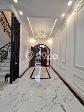 Rumah Elit LB 290m2 Siap Huni Desain Elegan di Pondok Kelapa, Jakarta Timur Rumah Elit LB 290m2 Siap Huni Desain Elegan di Pondok Kelapa, Jakarta Timur