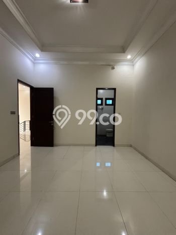 Rumah Elit Modern Siap Huni di Rawamangun Jakarta Timur Rumah Elit Modern Siap Huni di Rawamangun Jakarta Timur