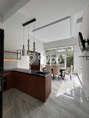 Siap Huni Hunian Elit 5 Kamar di Cempaka Putih Dekat ke Mana Pun Siap Huni Hunian Elit 5 Kamar di Cempaka Putih Dekat ke Mana Pun