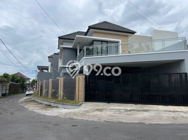 Rumah Elit Modern Siap Huni di Sleman Yogyakarta Rumah Elit Modern Siap Huni di Sleman Yogyakarta