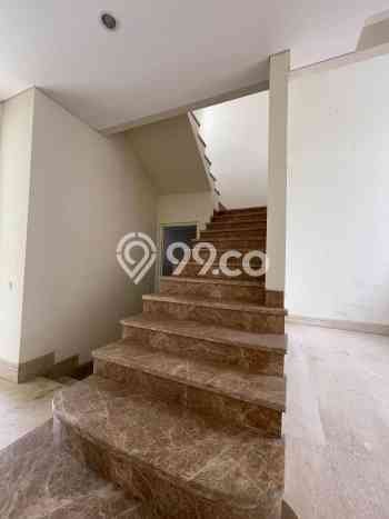Dijual Rumah Luas Elegan Dengan View Eksklusif di Wisata Bukit Mas, Surabaya Dijual Rumah Luas Elegan Dengan View Eksklusif di Wisata Bukit Mas, Surabaya