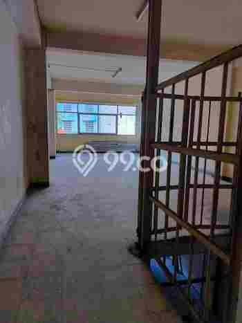 Ruko Lokasi Komersial Kawasan Bubutan, Luas 300m2m², Akses Utama Ruko Lokasi Komersial Kawasan Bubutan, Luas 300m2m², Akses Utama