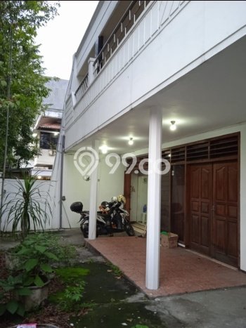 Ready to Use! Luxury House LT 300m2 Desain Modern di Dukuh Kupang Ready to Use! Luxury House LT 300m2 Desain Modern di Dukuh Kupang