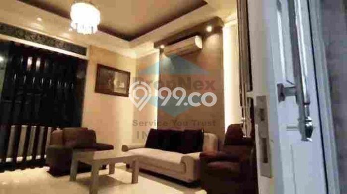 Ready to Use! Premium House LT 330m2 Desain Modern di Pakuwon Ready to Use! Premium House LT 330m2 Desain Modern di Pakuwon