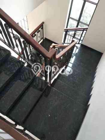 Rumah Elit Modern Siap Huni di Citraland Surabaya Rumah Elit Modern Siap Huni di Citraland Surabaya