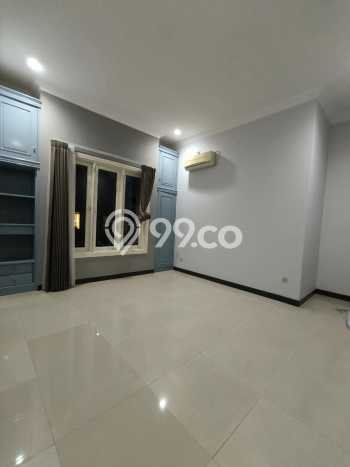 Rumah sewa siap huni 4 Kamar Tidur di Citraland, Surabaya Rumah sewa siap huni 4 Kamar Tidur di Citraland, Surabaya