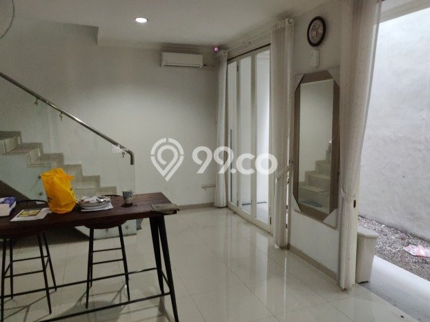 Dijual Rumah Premium dengan Fasilitas Sekitar Komplit di Gayungan, Surabaya Dijual Rumah Premium dengan Fasilitas Sekitar Komplit di Gayungan, Surabaya