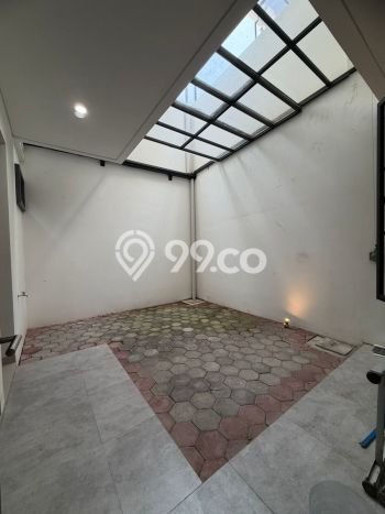 Hot Offer Hunian Premium Ideal dan Luas di Wiyung, Surabaya Hot Offer Hunian Premium Ideal dan Luas di Wiyung, Surabaya