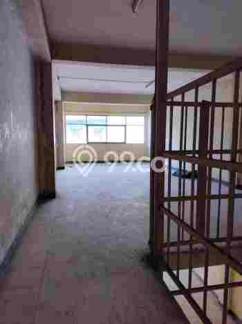 Ruko Lokasi Komersial Kawasan Bubutan, Luas 300m2m², Akses Utama Ruko Lokasi Komersial Kawasan Bubutan, Luas 300m2m², Akses Utama