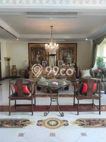 Siap Huni Rumah Mewah 5 Kamar di Menteng Dekat ke Mana Saja Siap Huni Rumah Mewah 5 Kamar di Menteng Dekat ke Mana Saja