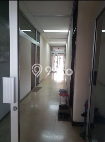 Unit Kantor Dijual di Jakarta Pusat LT 622m2 & LB 750m2 Unit Kantor Dijual di Jakarta Pusat LT 622m2 & LB 750m2