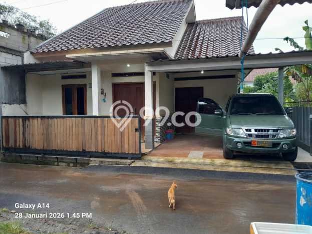 For Sale Rumah 4 Kamar Lokasi Strategis Nyaman dan Strategis di Jatisampurna For Sale Rumah 4 Kamar Lokasi Strategis Nyaman dan Strategis di Jatisampurna