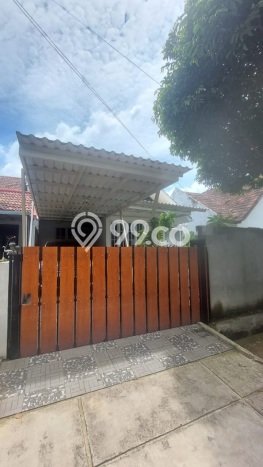 Rumah Minimalis 4 KT di Kemang Pratama Bekasi Semi Furnished Rumah Minimalis 4 KT di Kemang Pratama Bekasi Semi Furnished