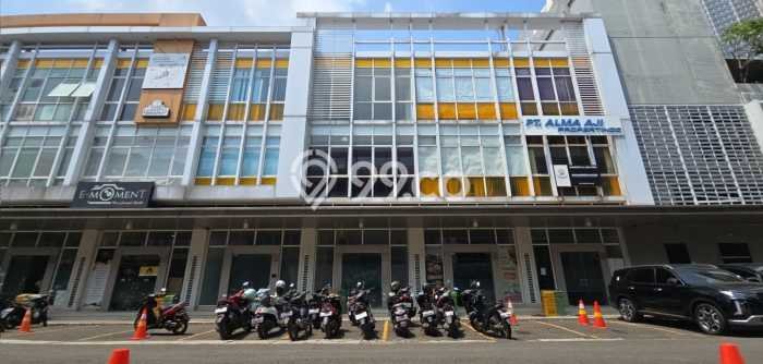 Ruko Dijual di Bekasi LT 80m2 & LB 267m2 Lokasi Terbaik! Ruko Dijual di Bekasi LT 80m2 & LB 267m2 Lokasi Terbaik!