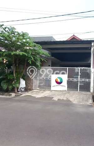 Rumah Elit Modern Tanpa Renovasi di Duta Harapan Bekasi Rumah Elit Modern Tanpa Renovasi di Duta Harapan Bekasi