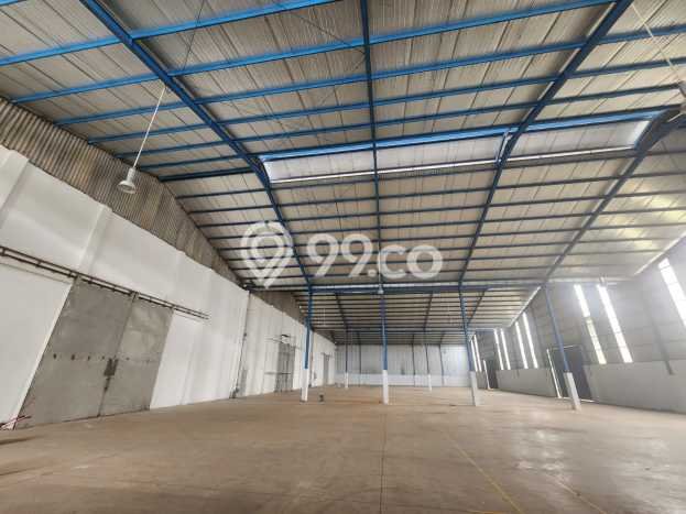 Disewakan Gudang komersial di Cikupa luas bangunan 2200m2 Disewakan Gudang komersial di Cikupa luas bangunan 2200m2