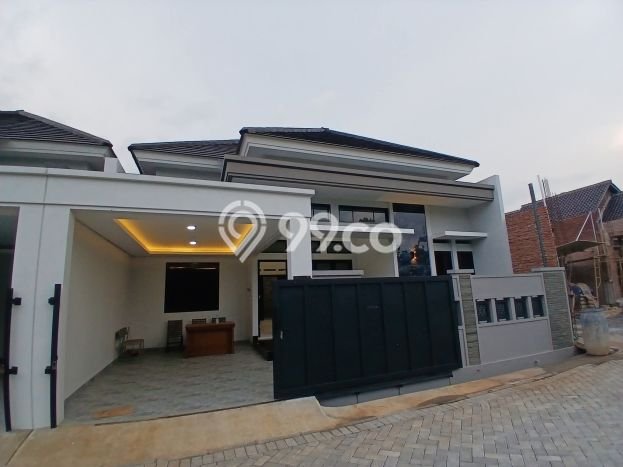 Rumah Strategis Minimalis Lb 120m2 di Ngaliyan, Semarang Rumah Strategis Minimalis Lb 120m2 di Ngaliyan, Semarang