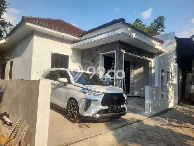 Rumah Sederhana Dijual di Gunung Pati 3 Kamar dengan LT 100m2 Rumah Sederhana Dijual di Gunung Pati 3 Kamar dengan LT 100m2