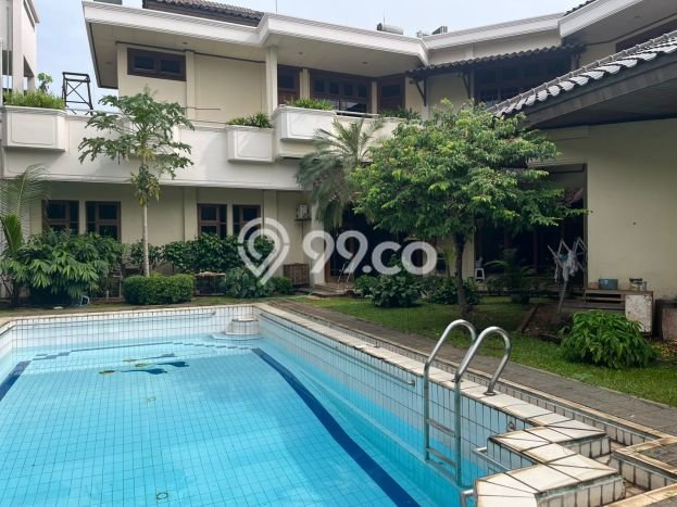 Ready to Use! Premium House LT 1245m2 Desain Elegan di patra kuningan Ready to Use! Premium House LT 1245m2 Desain Elegan di patra kuningan