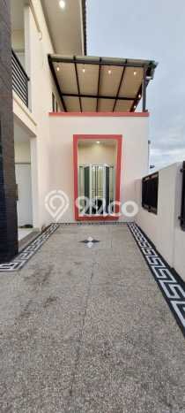 Rumah Elit Modern Tanpa Renovasi di Kebagusan Jakarta Selatan Rumah Elit Modern Tanpa Renovasi di Kebagusan Jakarta Selatan