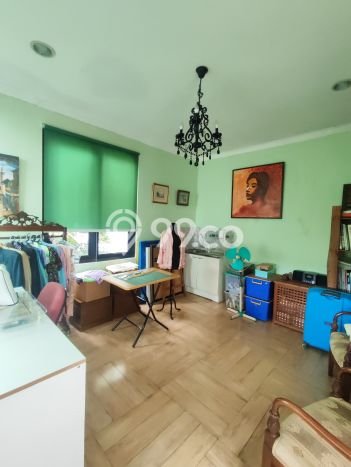 Rumah Luxury Modern Tanpa Renovasi di Tanjung Barat Jakarta Selatan Rumah Luxury Modern Tanpa Renovasi di Tanjung Barat Jakarta Selatan