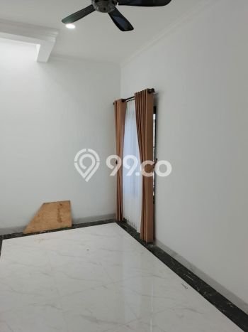 Rumah Luas Asri 3 KT Siap Pakai di Kalimalang Jakarta Timur Rumah Luas Asri 3 KT Siap Pakai di Kalimalang Jakarta Timur