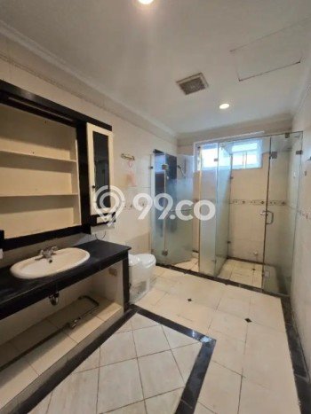 Dijual Hunian Mewah dengan Fasilitas Sekitar Komplit di Tebet, Jakarta Selatan Dijual Hunian Mewah dengan Fasilitas Sekitar Komplit di Tebet, Jakarta Selatan