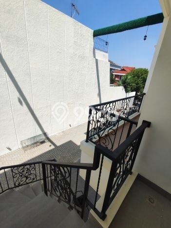 Ready to Use! Luxury House LT 96m2 Desain Modern di Pulo Asem Ready to Use! Luxury House LT 96m2 Desain Modern di Pulo Asem