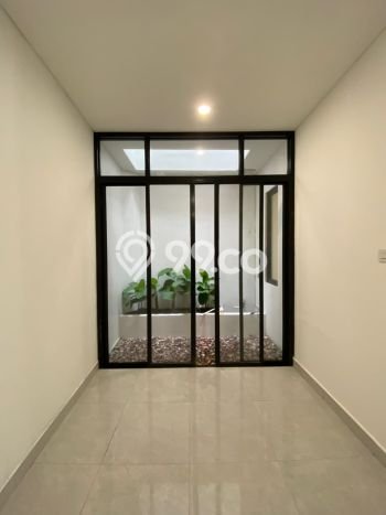 Dijual Hunian Rumah Nyaman 6 KT di Cipedak, Jakarta Selatan Dijual Hunian Rumah Nyaman 6 KT di Cipedak, Jakarta Selatan