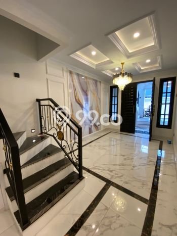 Jual Rumah Mewah Elegan Dengan View Eksklusif di Cipedak, Jakarta Selatan Jual Rumah Mewah Elegan Dengan View Eksklusif di Cipedak, Jakarta Selatan